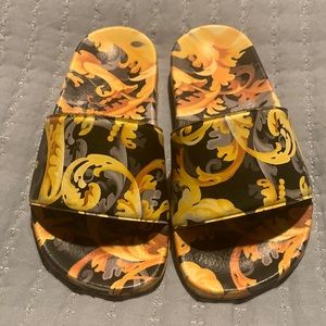Versace kids slides